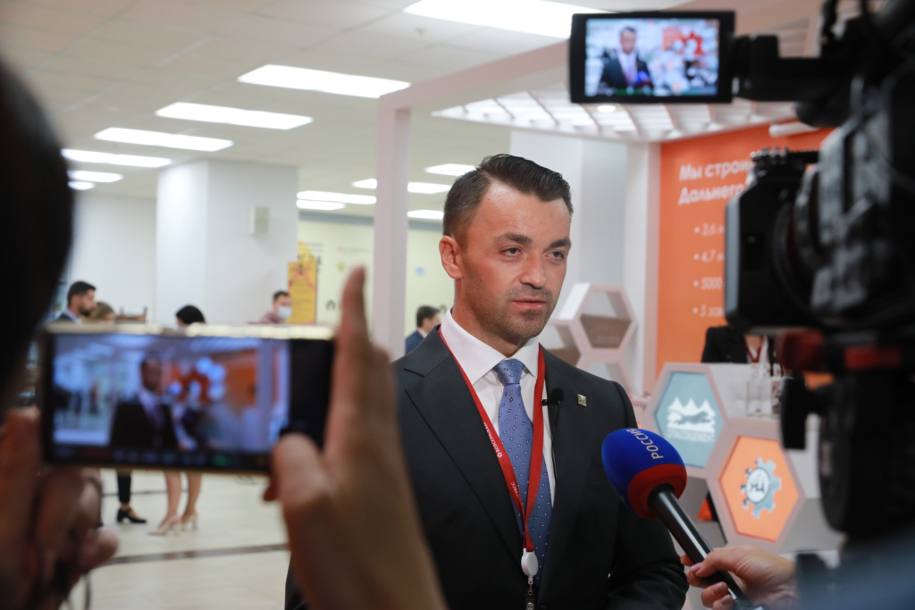 Vladimir Pushkarev.JPG